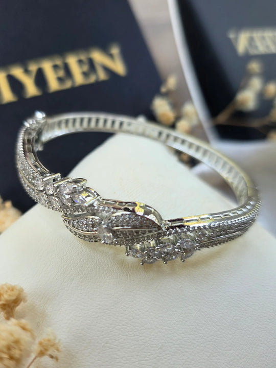 Zara - Cubic Zirconia Openable Bangle