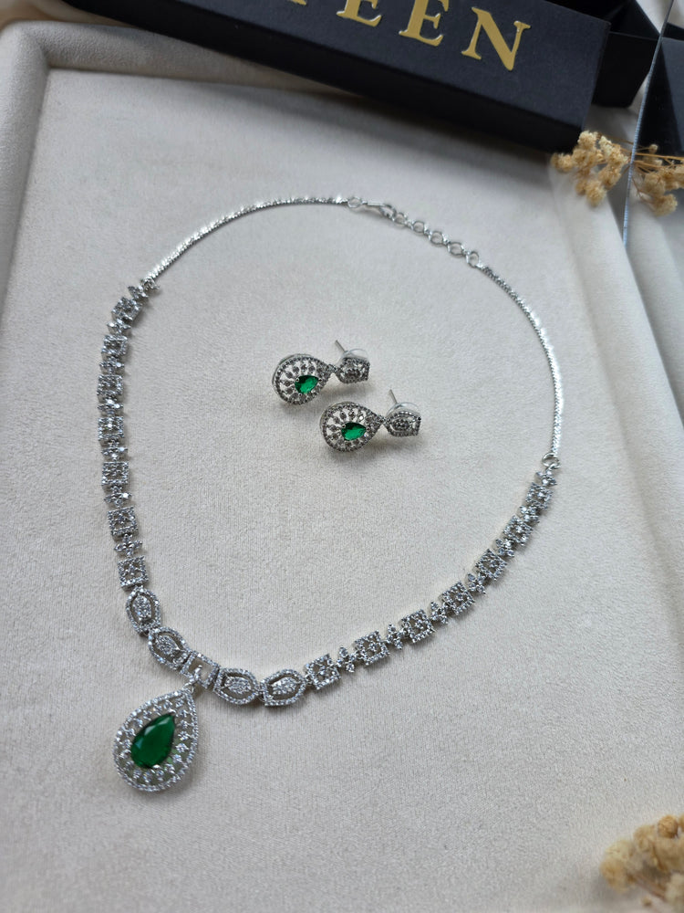 Emerald Green Teardrop Necklace & Earrings Set — Rena