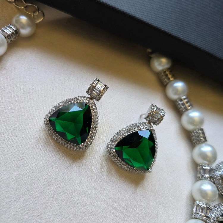 Ivy - Emerald Green Pearls Necklace Set With Earrings