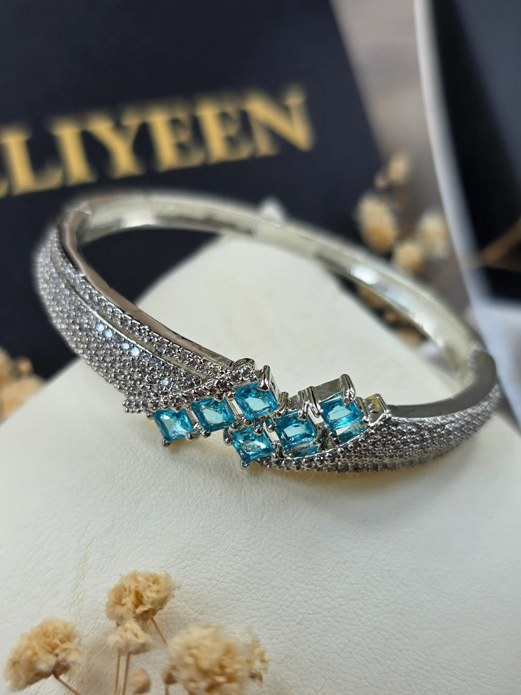 Issy - Classy Aquamarines Openable Bangle