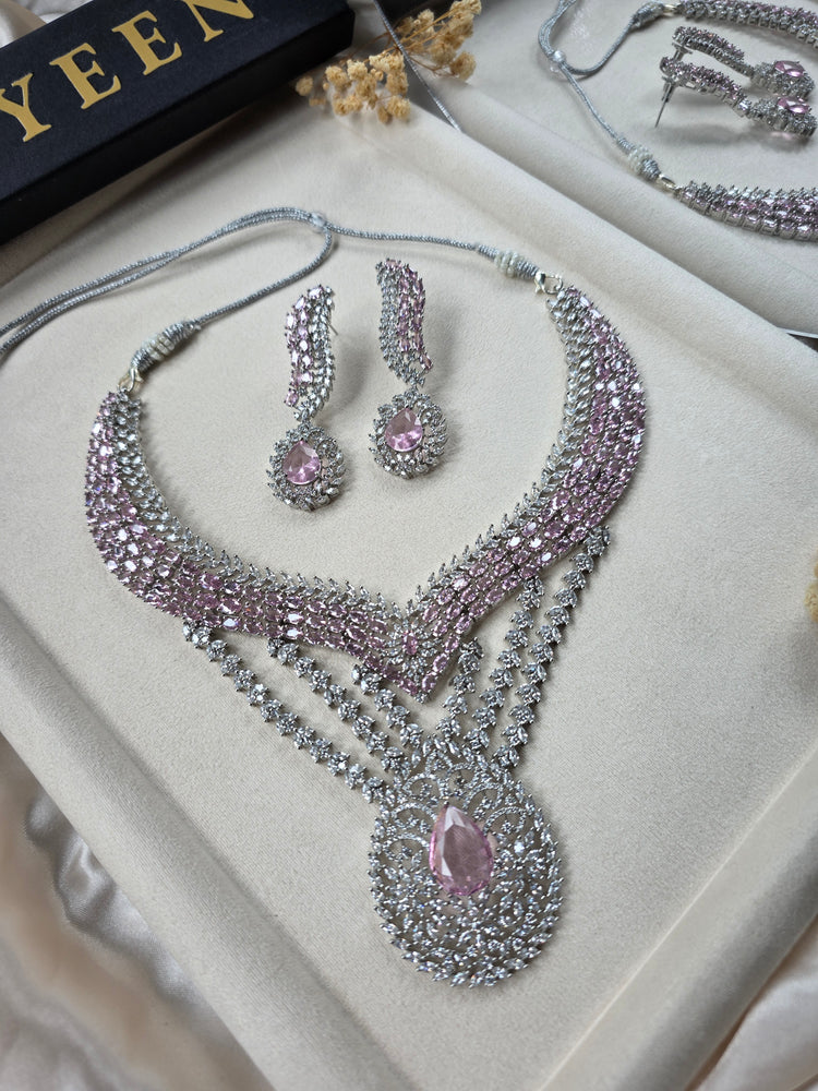 Beautiful Pink Sapphires Necklace Set — Vita