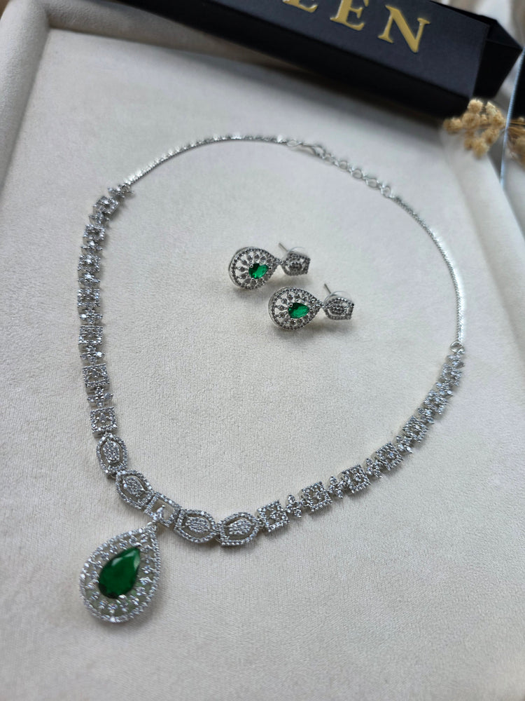 Emerald Green Teardrop Necklace & Earrings Set — Rena