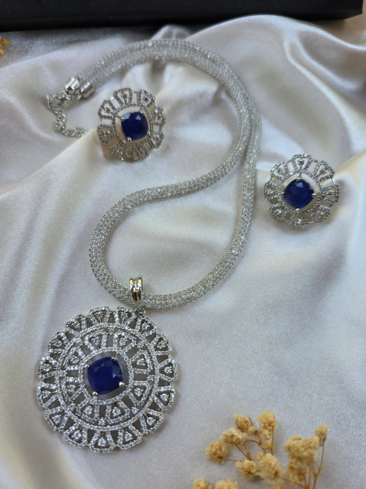 Daisy - Blue Sapphire Pendant Set