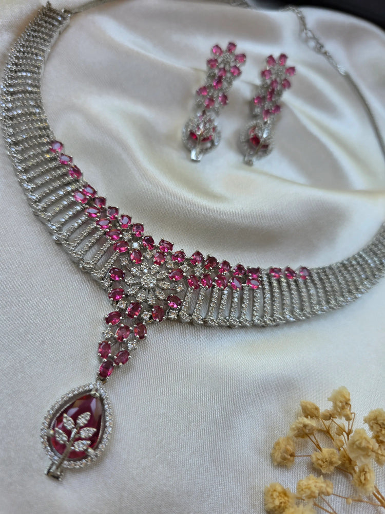Aroa - Bold Red Garnets Necklace Set With Earrings