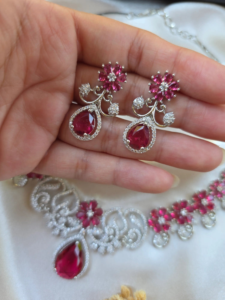 Soraya - Floral Gemstones Necklace Set With Earrings