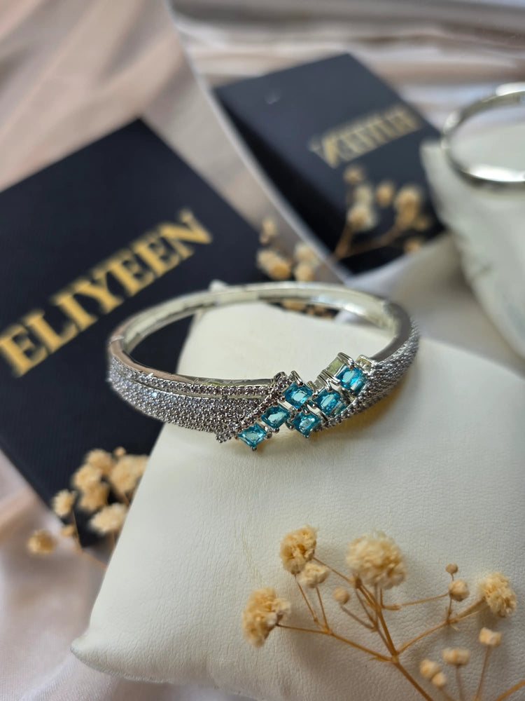 Issy - Classy Aquamarines Openable Bangle