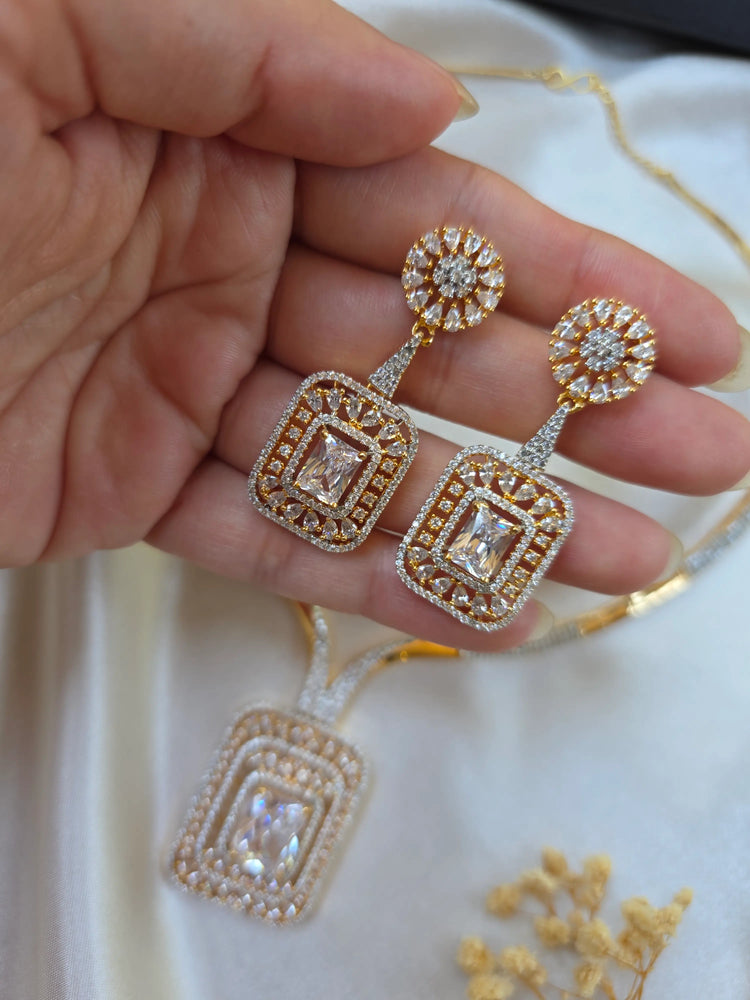 Hiba - Bespoke Gold Necklace Set With Earrings