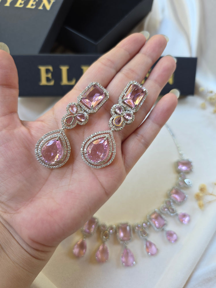 Kesha - Crystal Pink Rose Quartz Necklace Set With Earrings