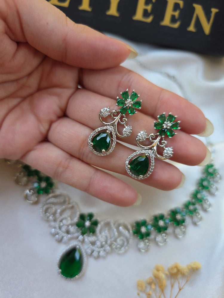 Soraya - Floral Gemstones Necklace Set With Earrings
