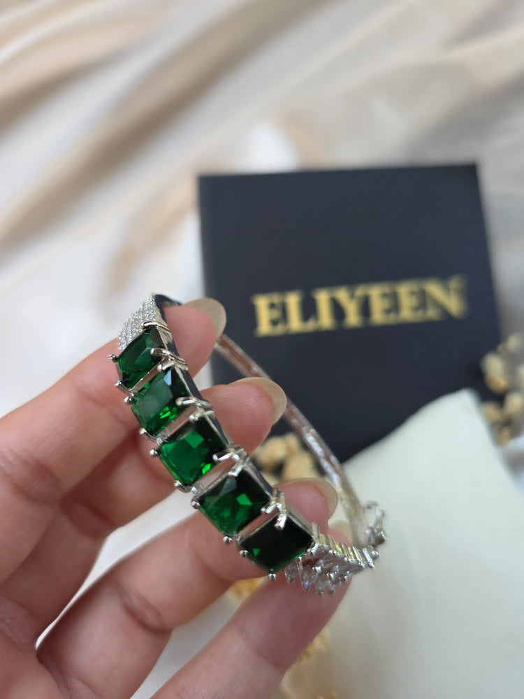 Elora - Emerald Green Openable Bangle