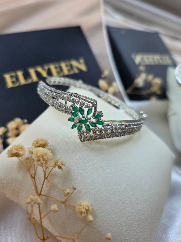 Eliana - Emerald Green Openable Bangle