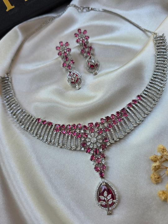 Aroa - Bold Red Garnets Necklace Set With Earrings