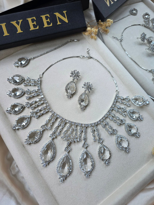 Stunning Clear Stones CZ Necklace With Earrings & Tika